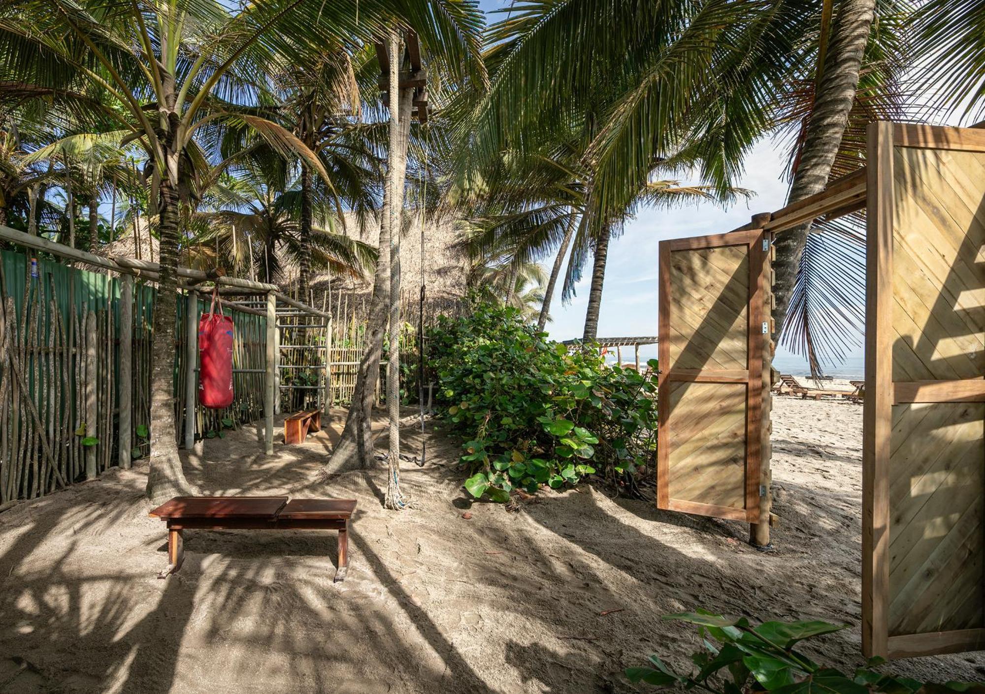 ホテル Costeno Beach サンタ・マルタ エクステリア 写真